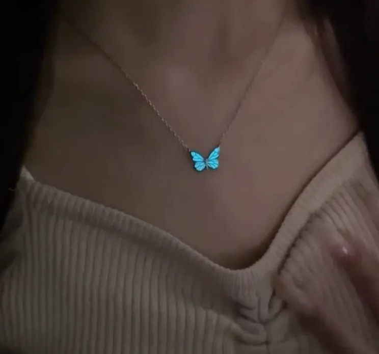 Luminous Butterfly Necklace & Bracelet Set – Fluorescent Glow Women's Jewelry